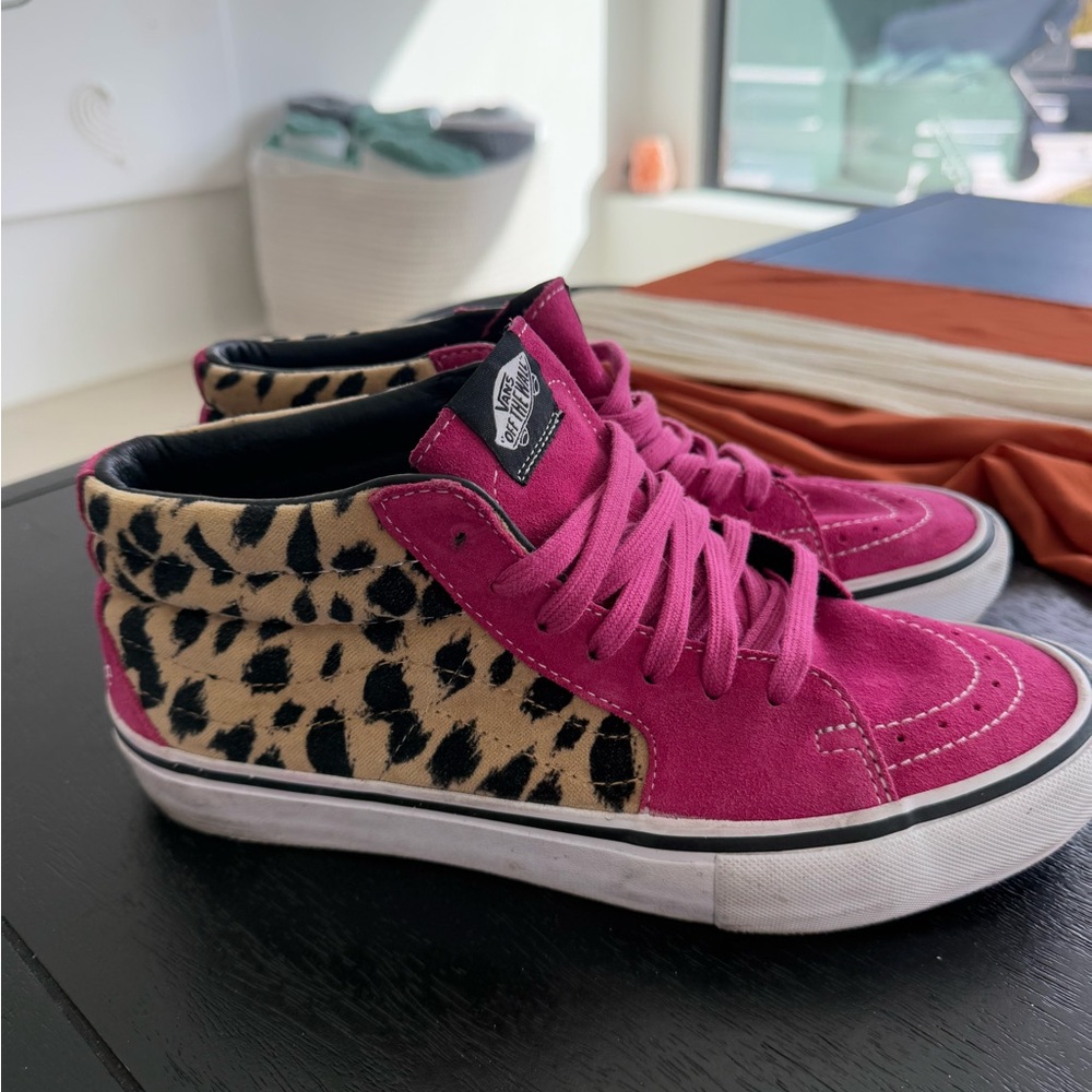 Supreme x Vans Sk8-Mid ‘Leopard’